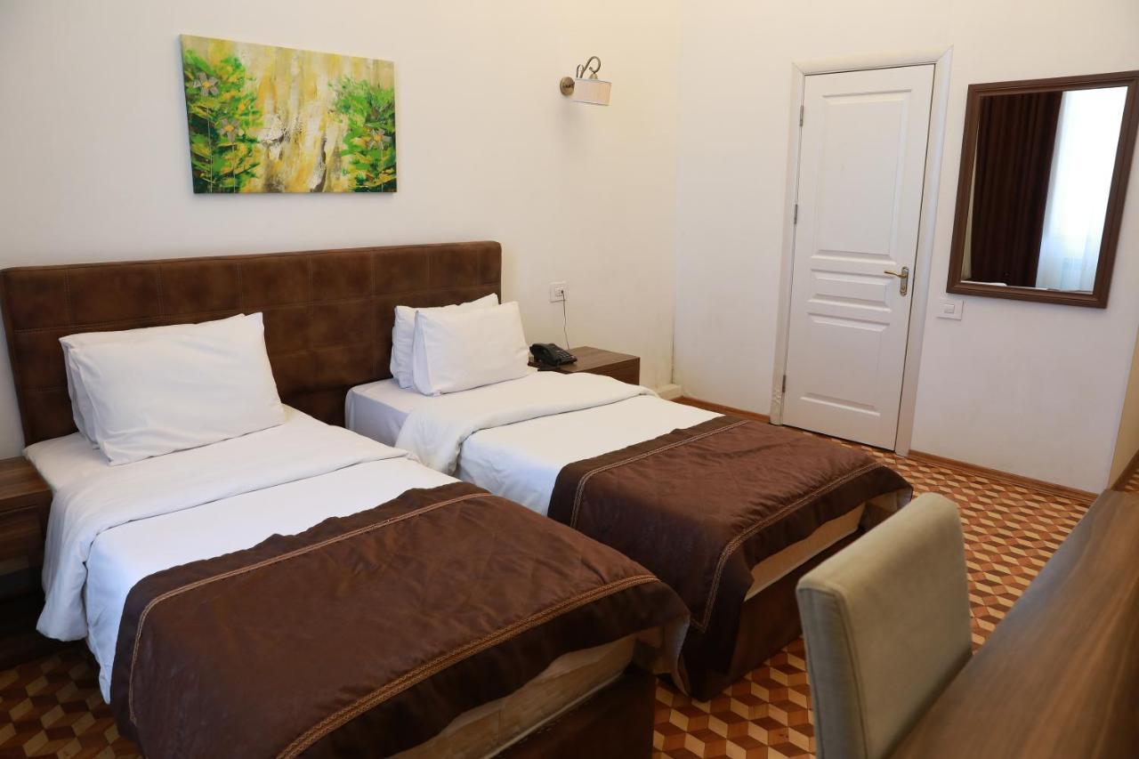 Malakan Hotel Baku Exterior foto