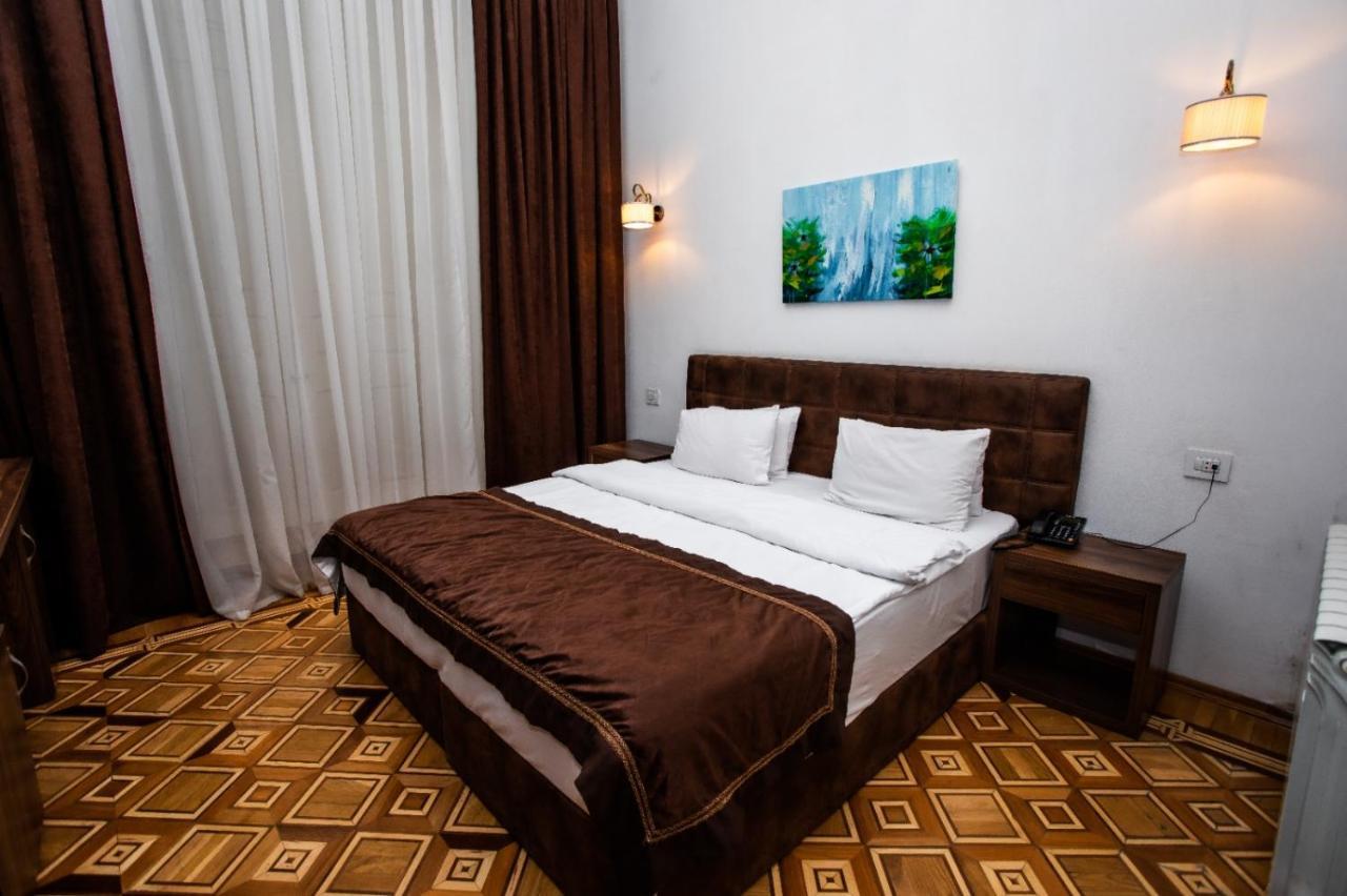 Malakan Hotel Baku Exterior foto